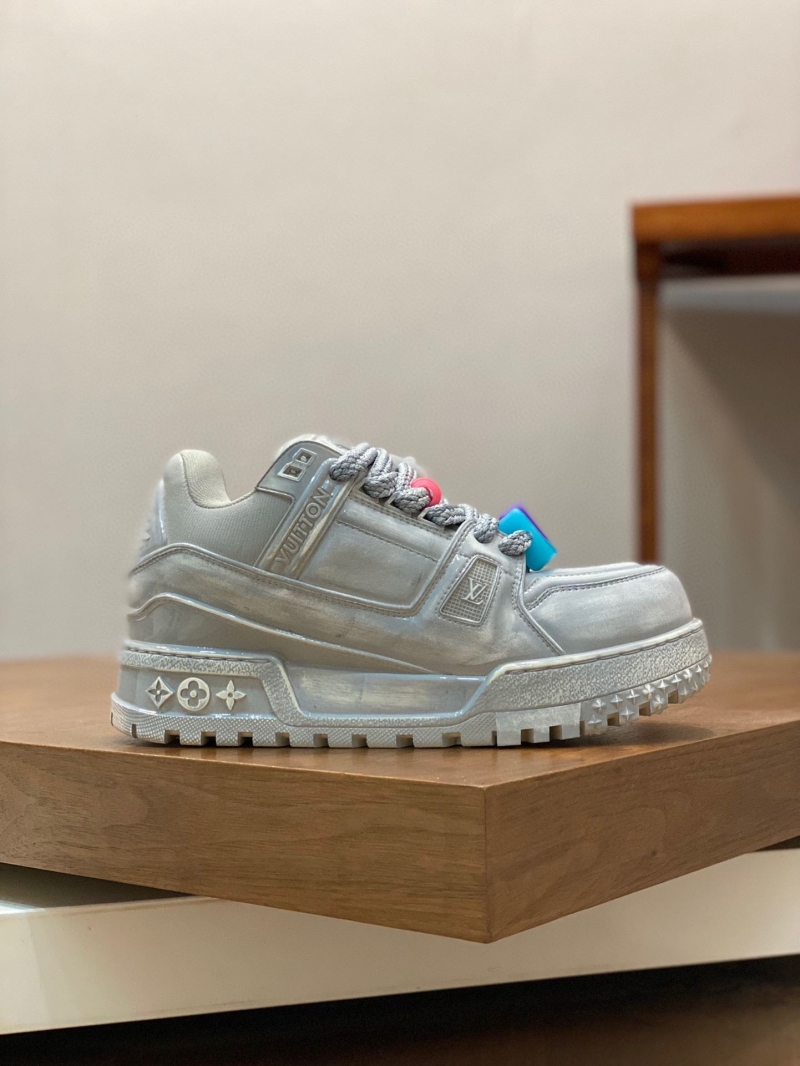 Louis Vuitton Sneakers